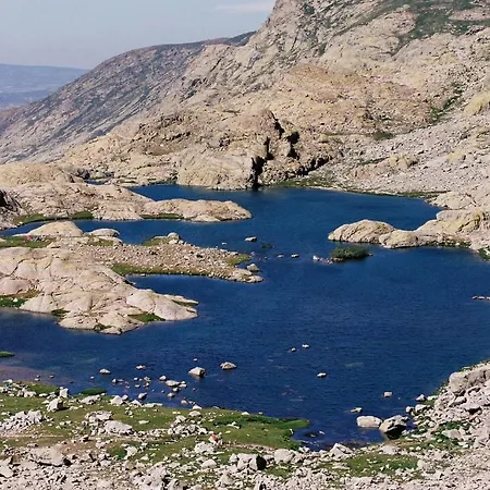 Hotel Rural La Dehesilla 2*